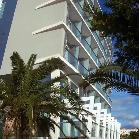 Water's Edge Birżebbuġa