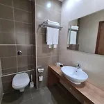 Hotel Water's Edge