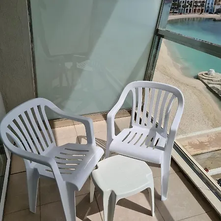 Water's Edge Otel Birżebbuġa