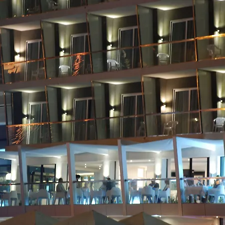 Water's Edge Hotel Birżebbuġa