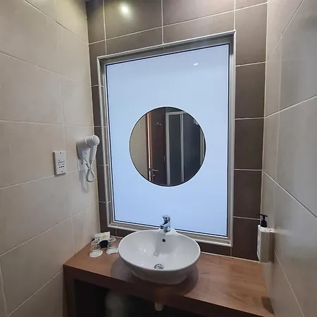 Water's Edge 2*