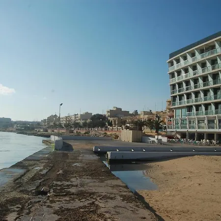 Water's Edge Бирзеббуджа