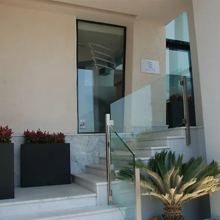 Otel Water's Edge Birżebbuġa