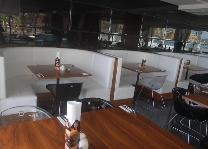 Hotel Water's Edge Birzebbuga