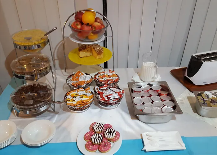 Water's Edge 호텔 Birżebbuġa