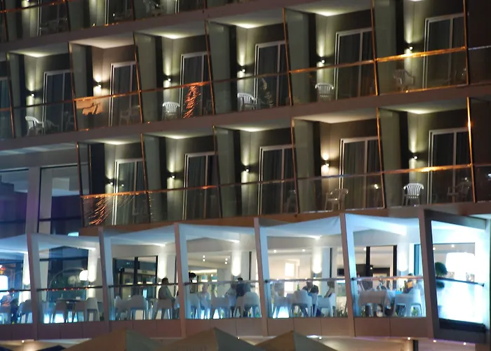 Water's Edge Hotel Birżebbuġa