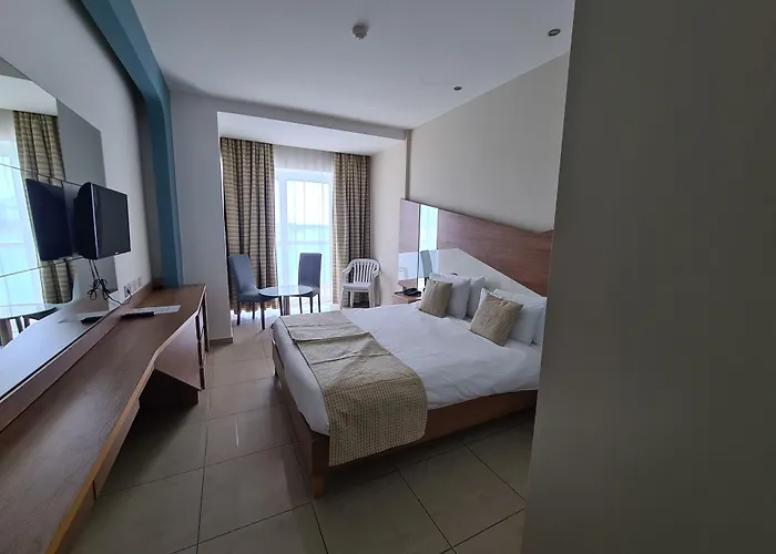 Water's Edge 2* Birzebbuga