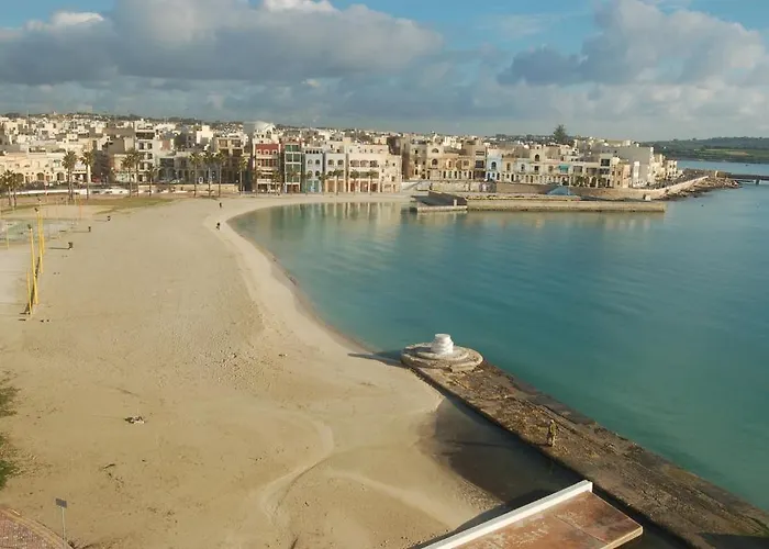 Water's Edge Hotel Birżebbuġa