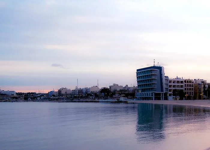 Water's Edge Hotel Birżebbuġa